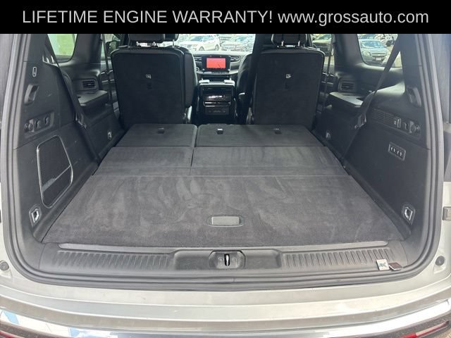 Used 2024 Jeep Wagoneer Series III AWD/4WD image 26