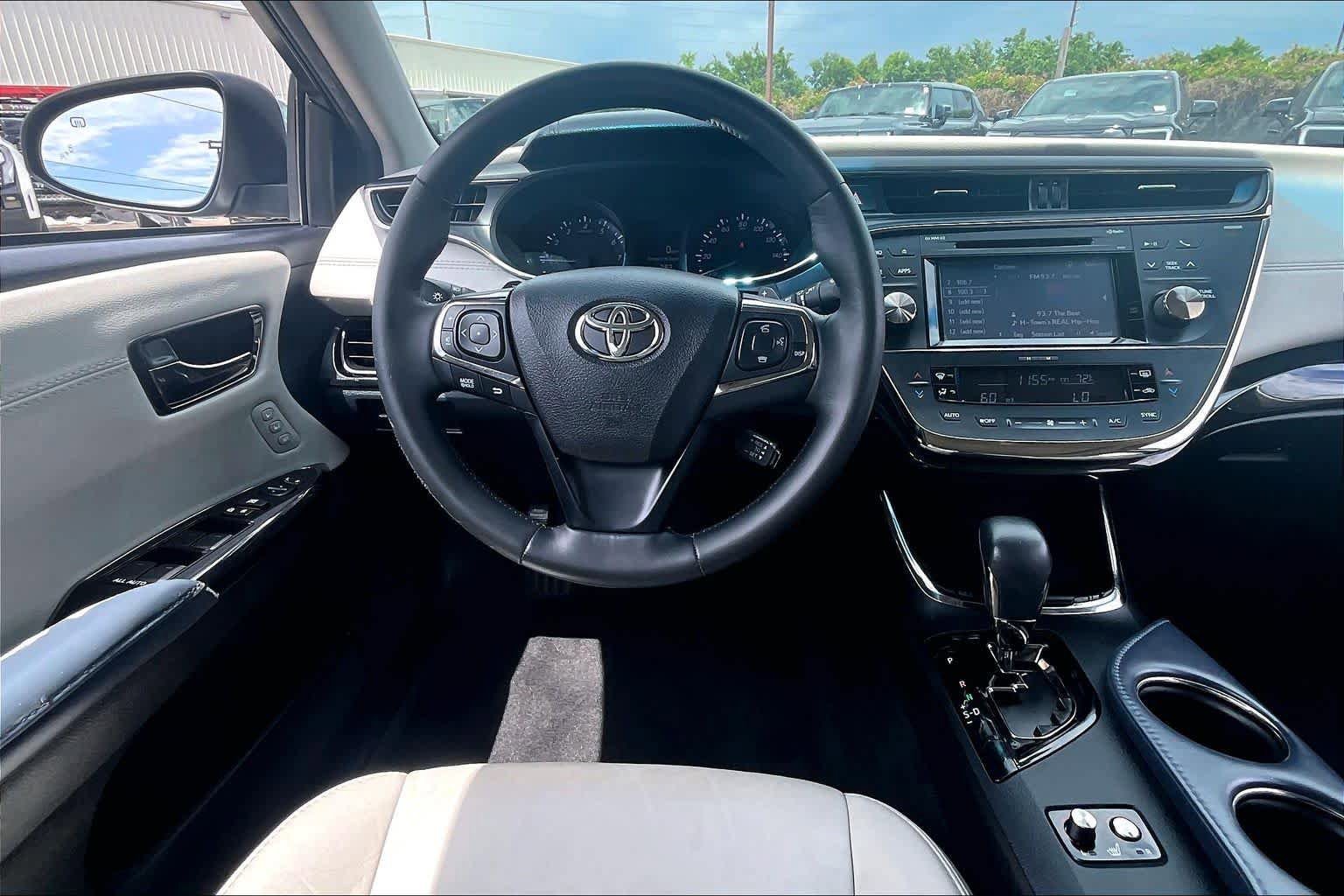 Used 2015 Toyota Avalon XLE Touring image 6