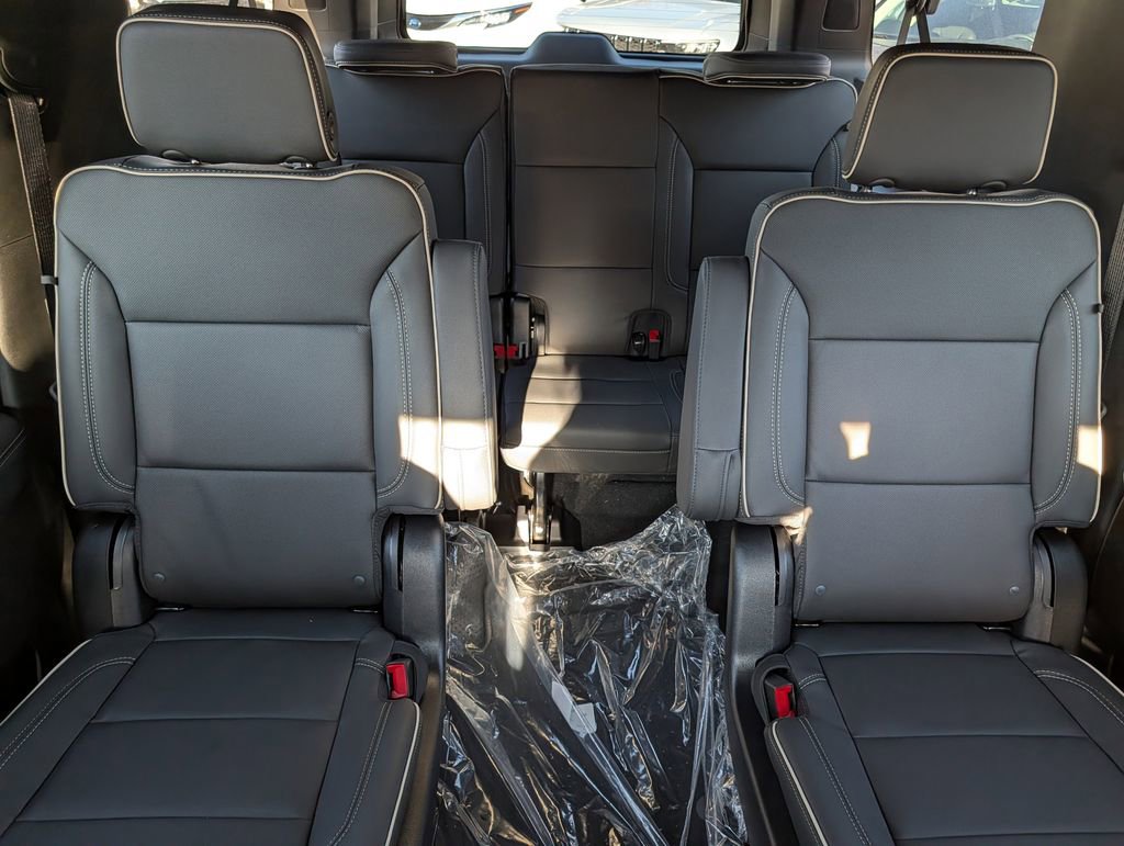 New 2026 GMC Yukon XL Elevation image 38