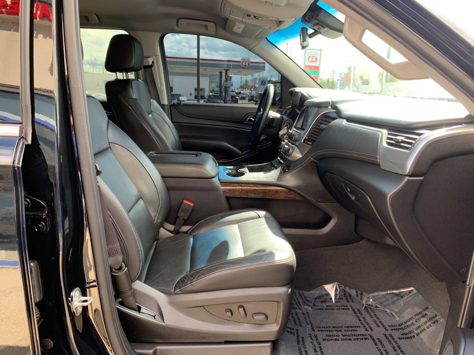 Used 2019 Chevrolet Tahoe LT image 37
