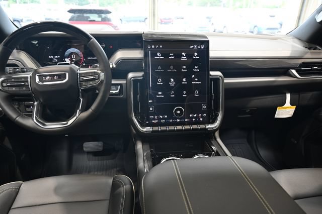 New 2026 GMC Yukon XL Elevation w/ Elevation Premium Package AWD/4WD image 13