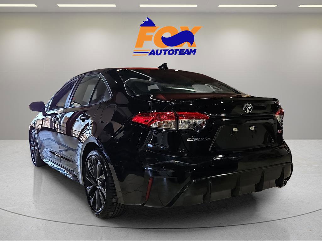 Certified 2025 Toyota Corolla SE image 3