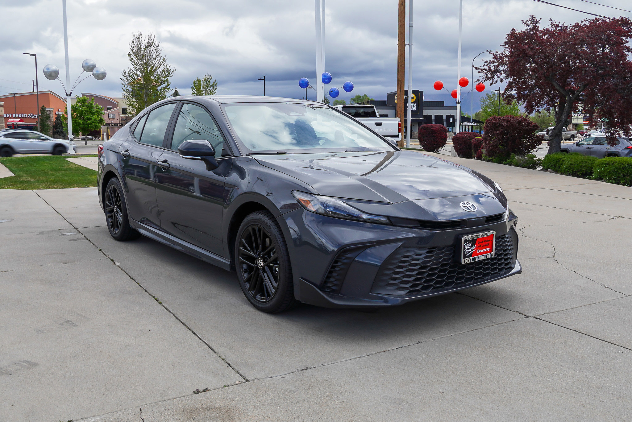 Certified 2025 Toyota Camry SE AWD/4WD image 2