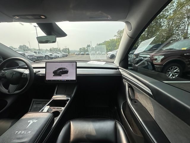 Used 2023 Tesla Model Y Long Range AWD/4WD image 27