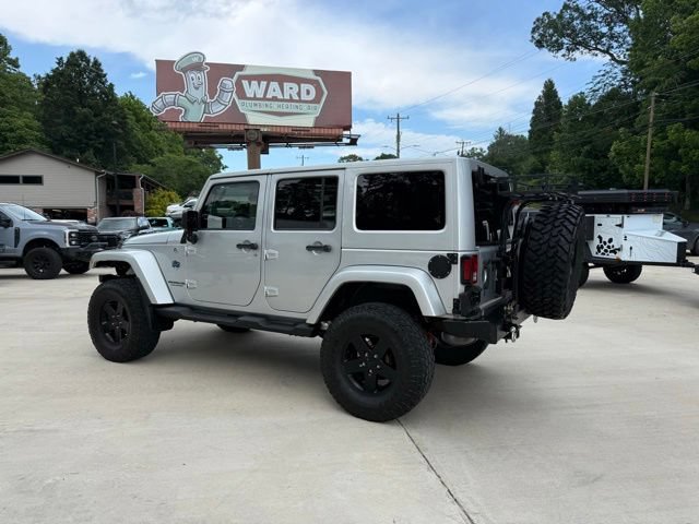 Used 2012 Jeep Wrangler Unlimited Sahara AWD/4WD image 10