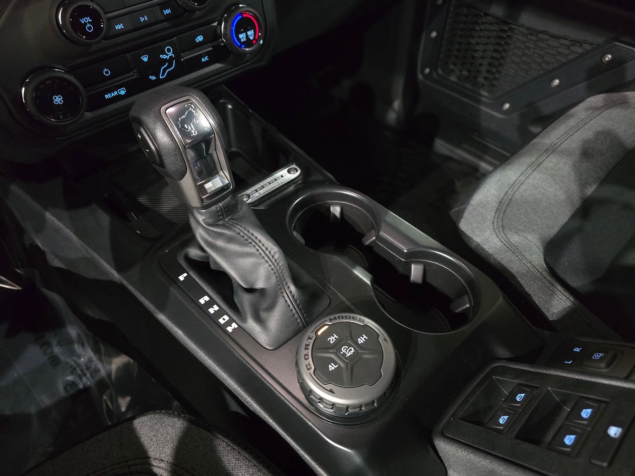 New 2025 Ford Bronco Base image 25