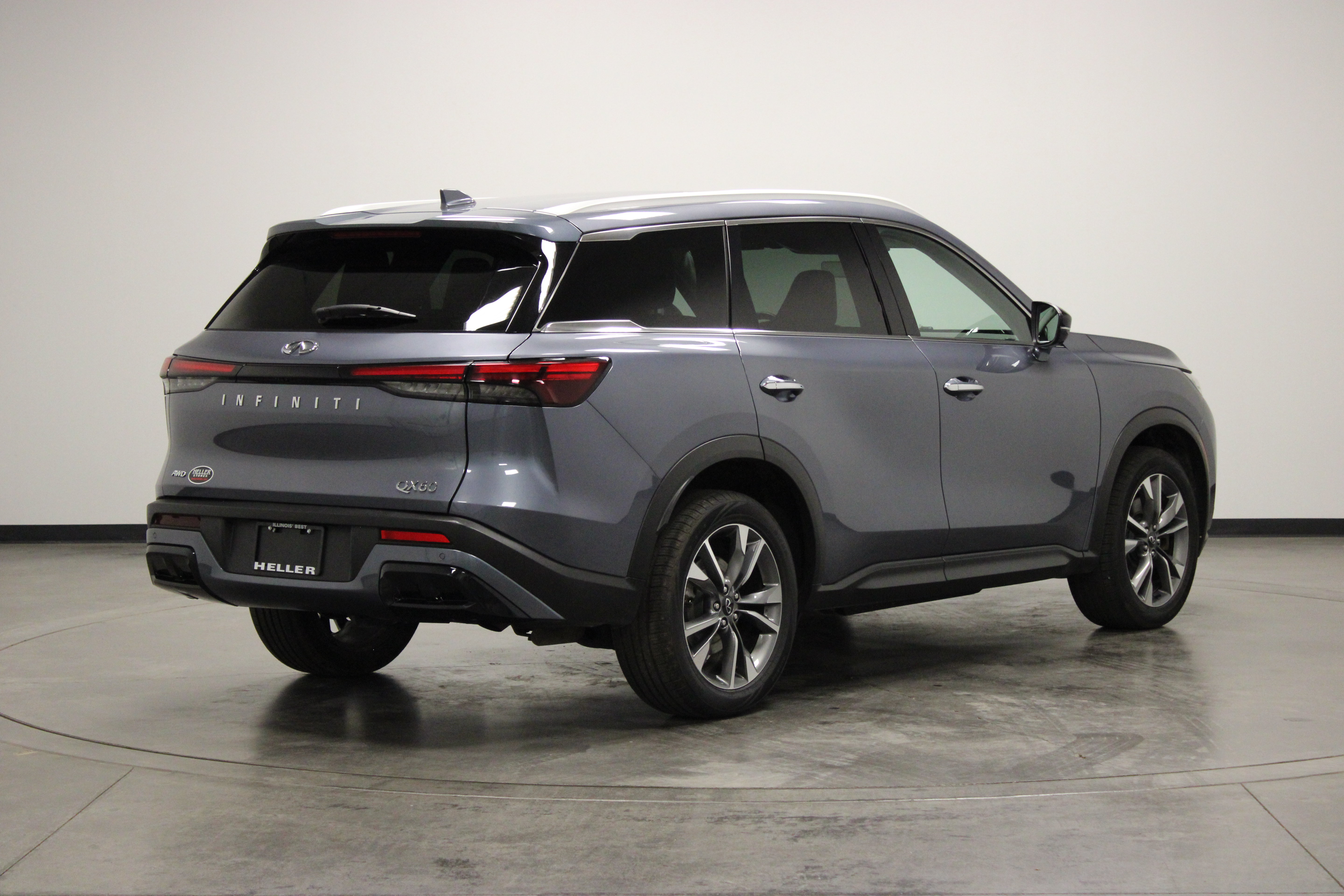 Used 2024 INFINITI QX60 Luxe AWD/4WD image 8