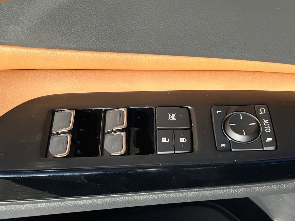 New 2025 Lexus ES 350 w/ Premium Package image 11