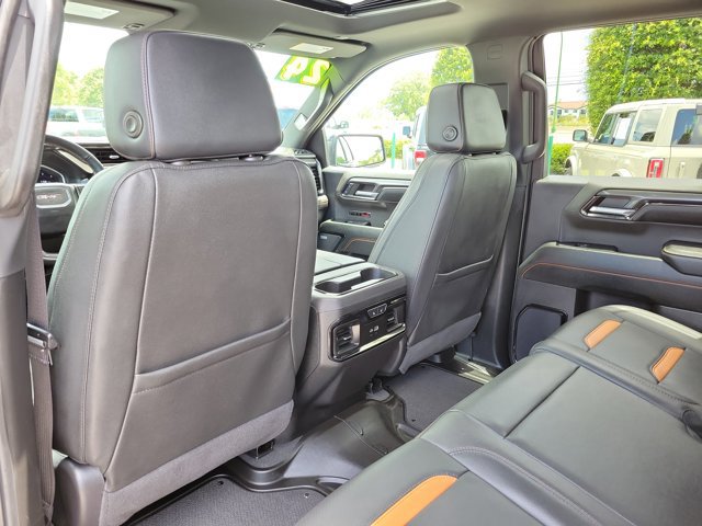 Used 2024 GMC Sierra 1500 AT4 w/ Technology Package AWD/4WD image 13
