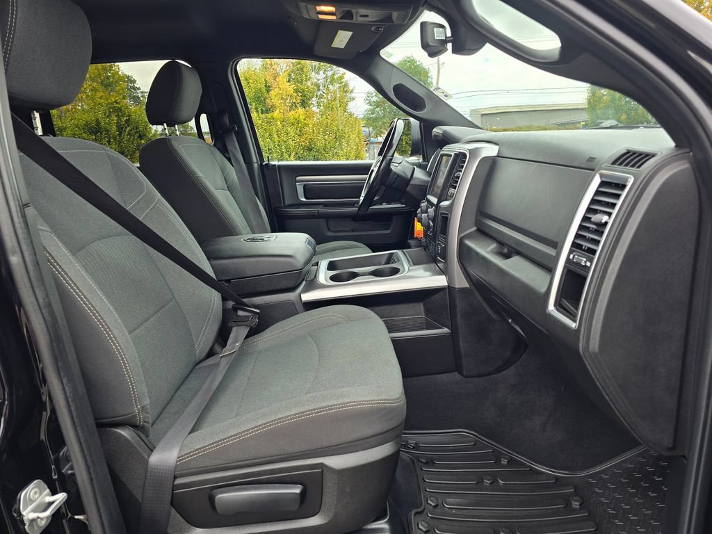 Used 2023 RAM 1500 Warlock AWD/4WD image 19