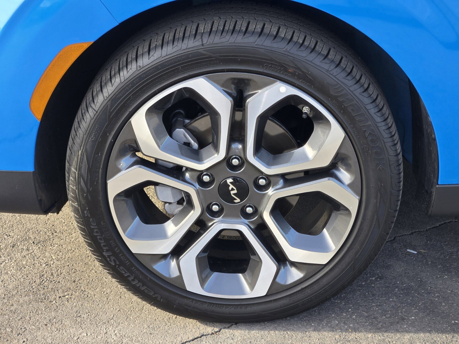 Certified 2025 Kia Soul EX image 10