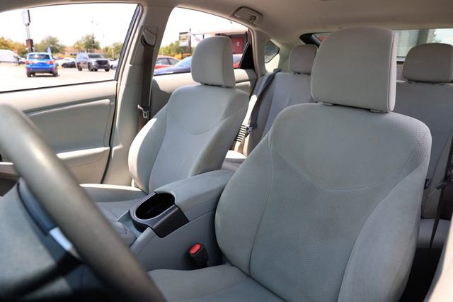 Used 2015 Toyota Prius Four image 6