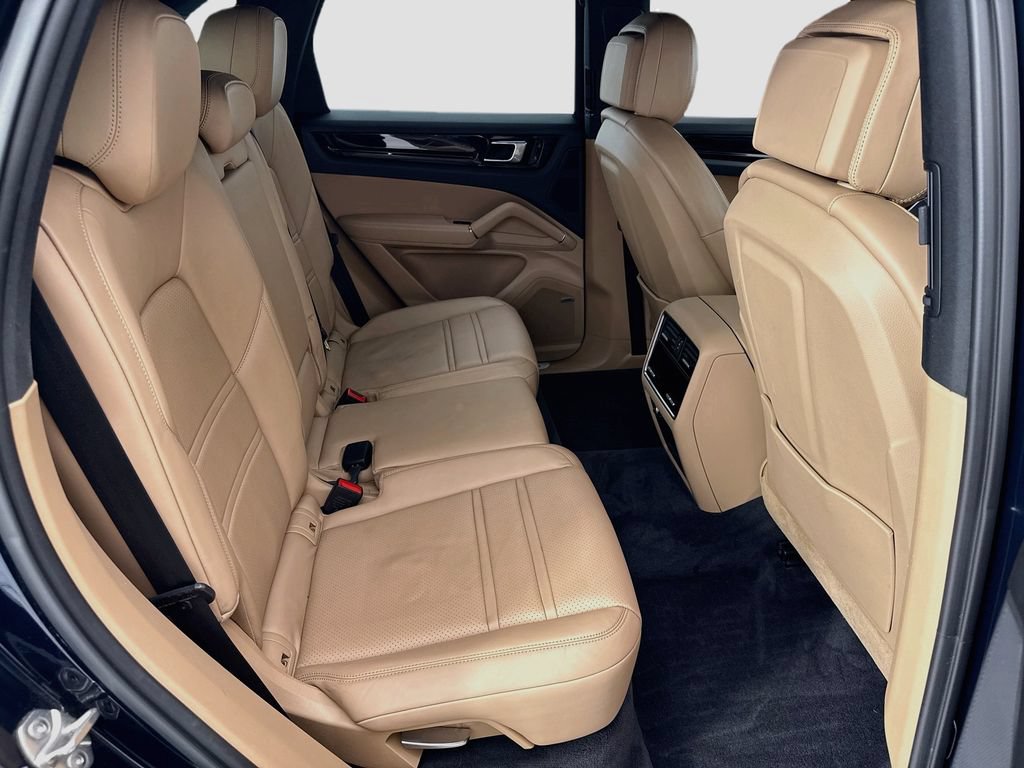 Used 2019 Porsche Cayenne E-Hybrid AWD/4WD image 21