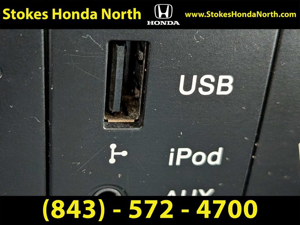 Used 2009 Hyundai Santa Fe Limited FWD image 27