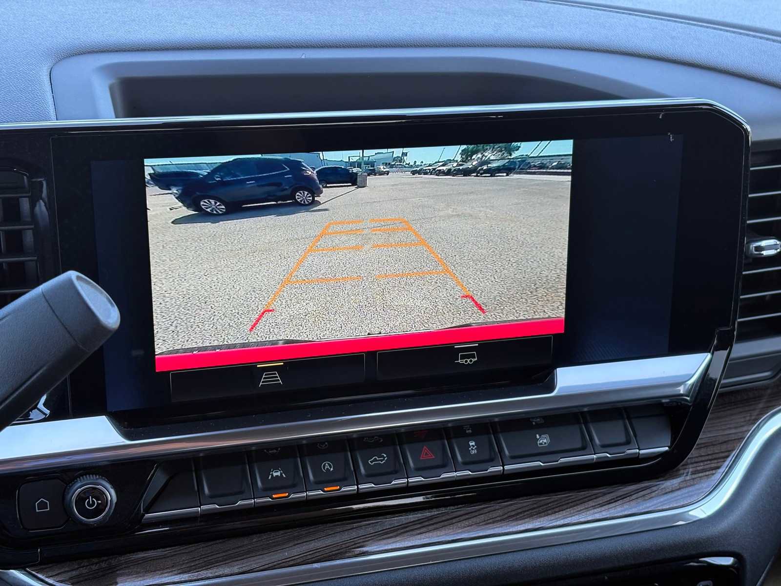 Used 2025 Chevrolet Silverado 1500 LT image 17