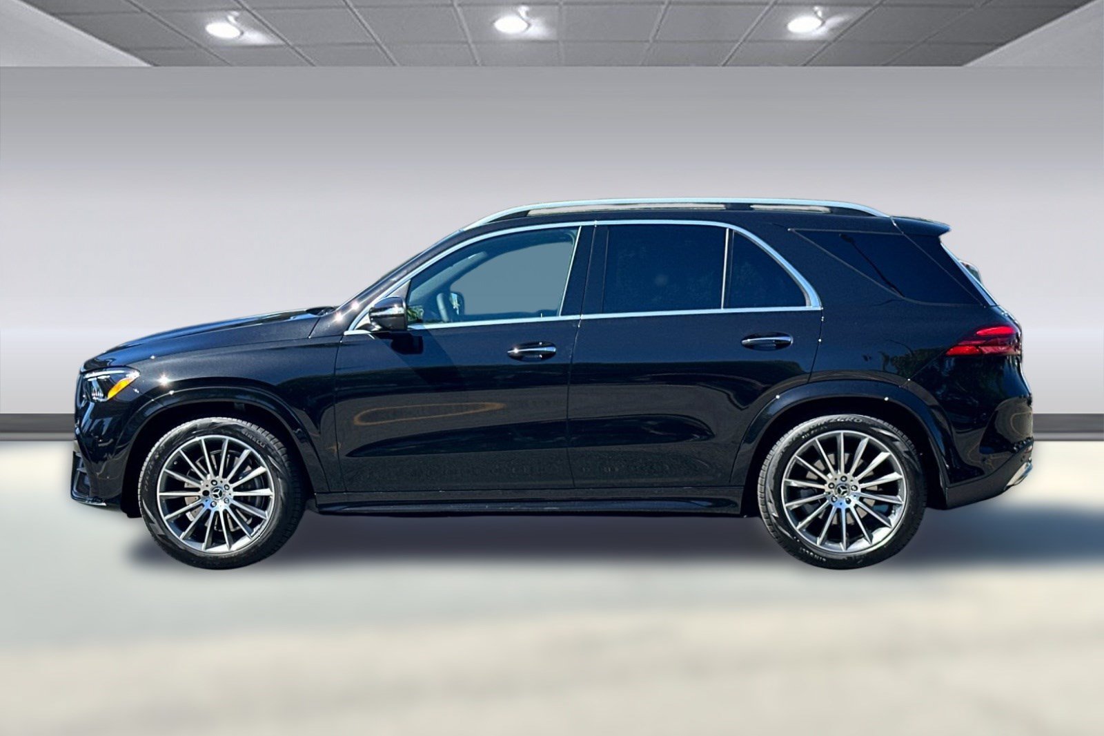 New 2026 Mercedes-Benz GLE 580 4MATIC image 2