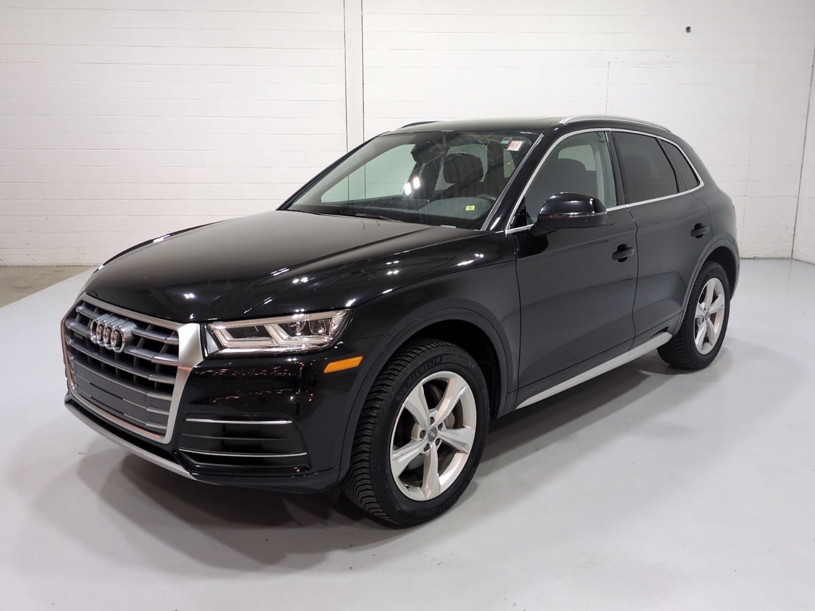 Used 2020 Audi Q5 2.0T Premium Plus w/ Premium Plus Package AWD/4WD image 7