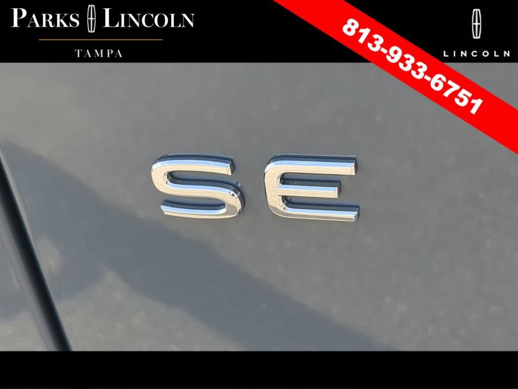 Used 2025 Volkswagen Atlas Peak Edition SE AWD/4WD image 10