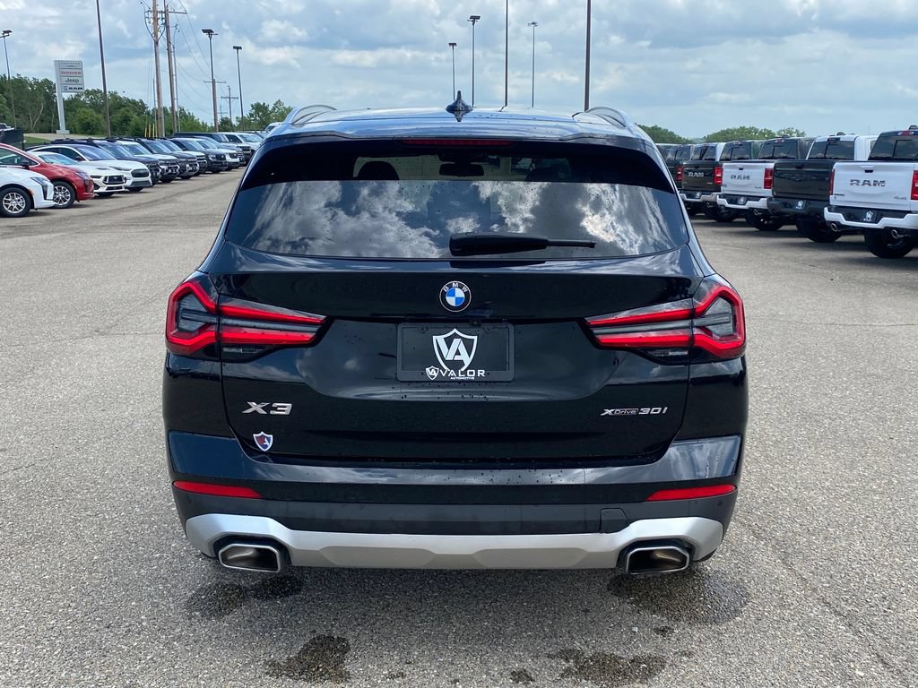 Used 2022 BMW X3 xDrive30i AWD/4WD image 5