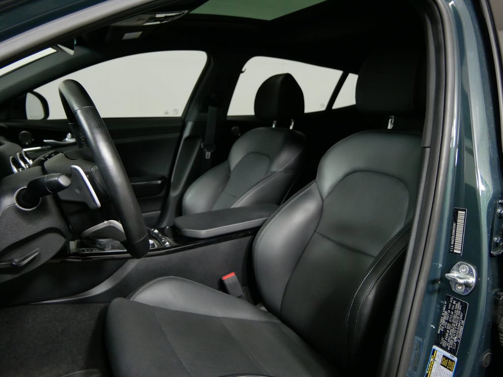 Used 2022 Kia Stinger GT-Line w/ Sun & Sound Package AWD/4WD image 13