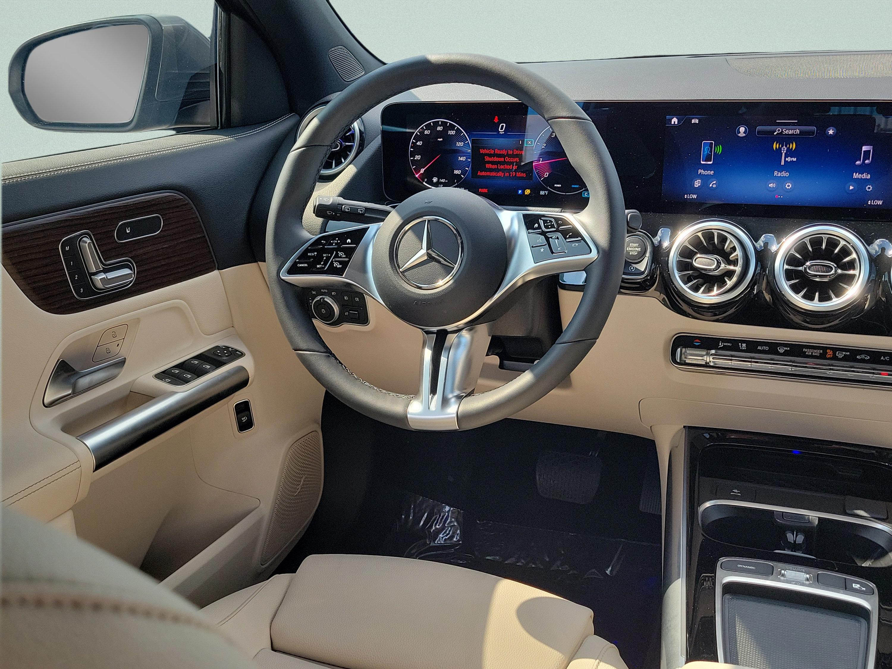 Certified 2026 Mercedes-Benz GLA 250 image 10