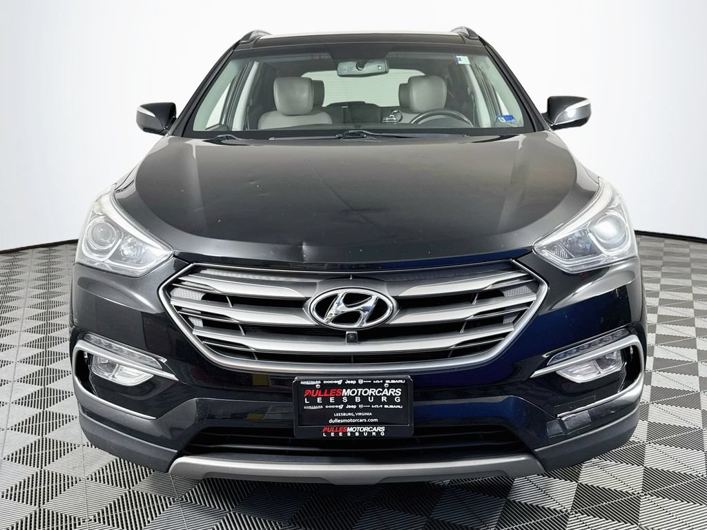 Used 2017 Hyundai Santa Fe Sport w/ 2.4L Tech Package 04 AWD/4WD image 2