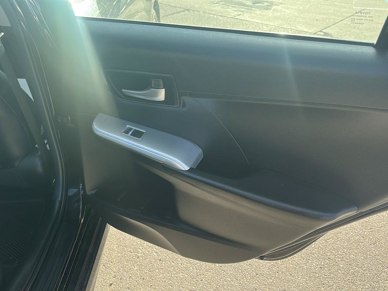 Used 2014 Toyota Camry SE FWD image 20