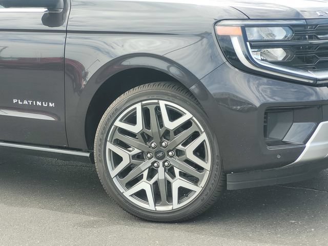 New 2025 Ford Expedition Max Platinum w/ Platinum Ultimate Package AWD/4WD image 2