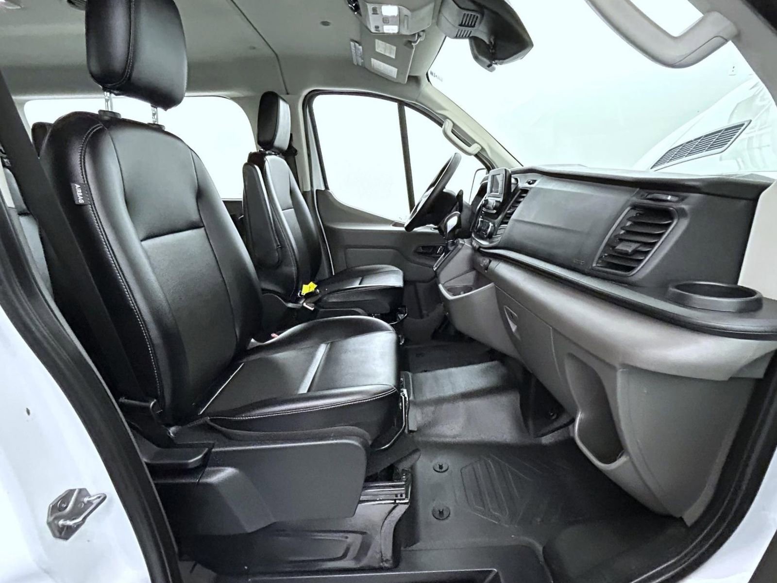 Used 2024 Ford Transit 350 XL image 15