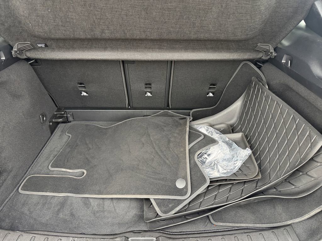 Certified 2024 Mercedes-Benz GLA 250 4MATIC image 25