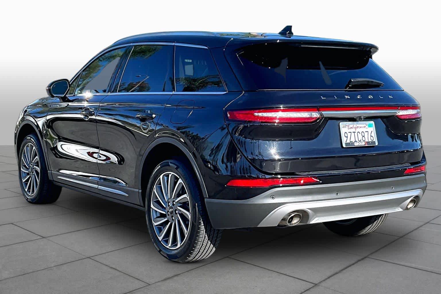 Used 2024 Lincoln Corsair Reserve w/ Equipment Group 201A AWD/4WD image 11