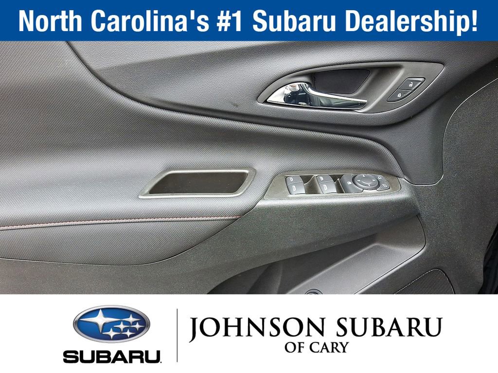 Used 2023 Chevrolet Equinox RS w/ RS Leather Package image 11