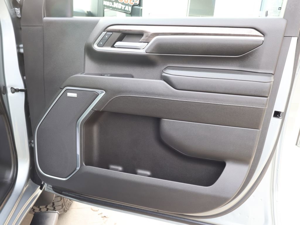 Certified 2024 Chevrolet Silverado 2500 LTZ w/ LTZ Premium Package image 44