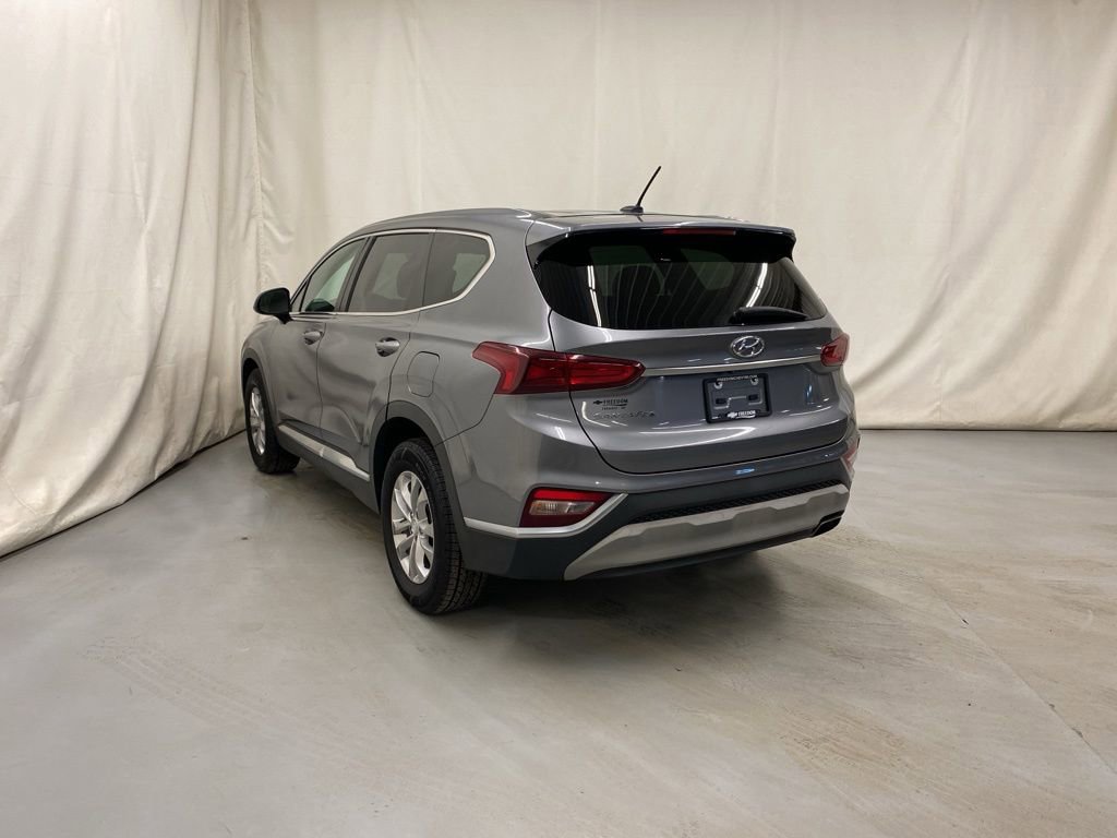 Used 2019 Hyundai Santa Fe SE image 5