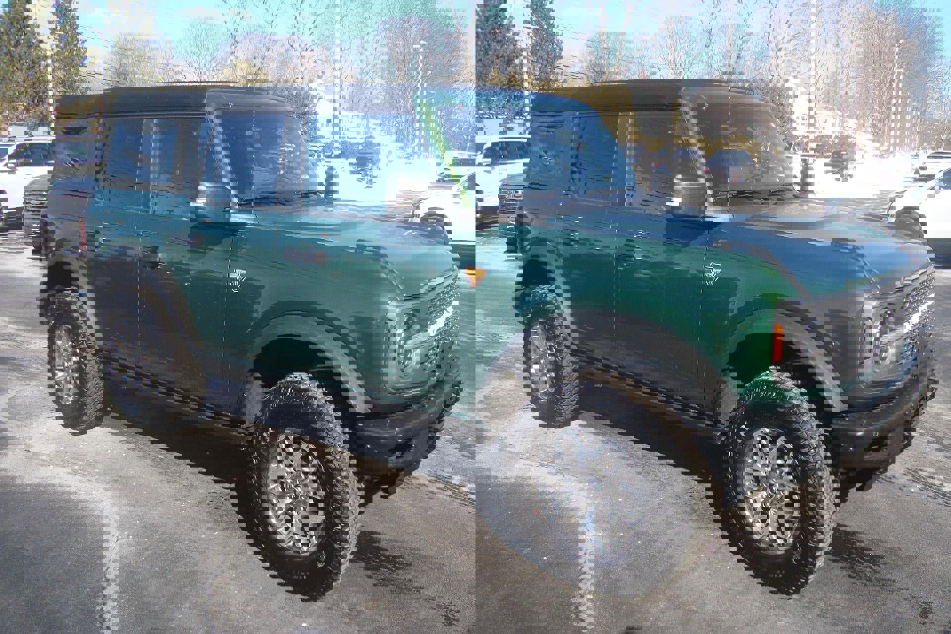 Used 2025 Ford Bronco Badlands image 3