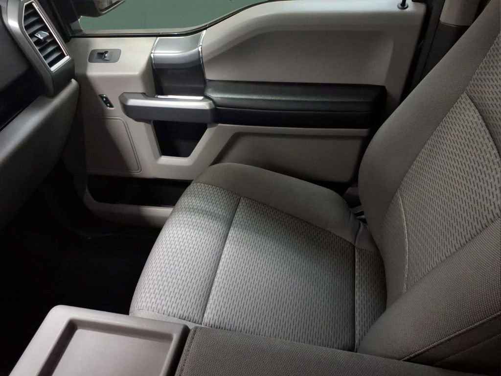 Used 2015 Ford F150 XLT w/ Equipment Group 302A Luxury AWD/4WD image 23