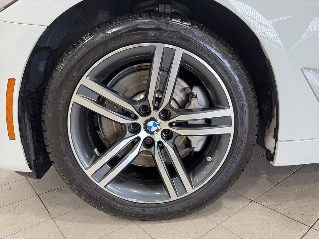 Used 2023 BMW 530i xDrive w/ Convenience Package image 21