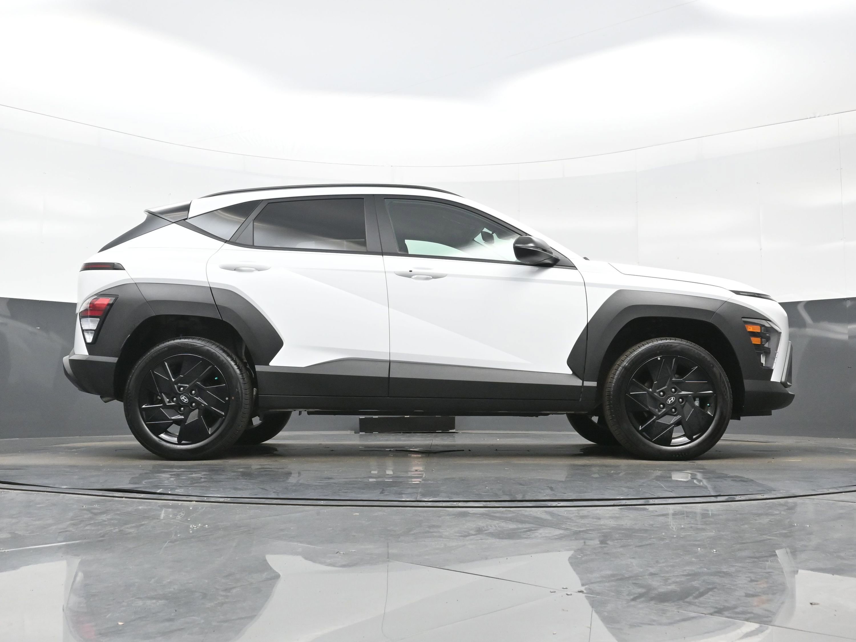Certified 2026 Hyundai Kona SEL Sport AWD/4WD image 30