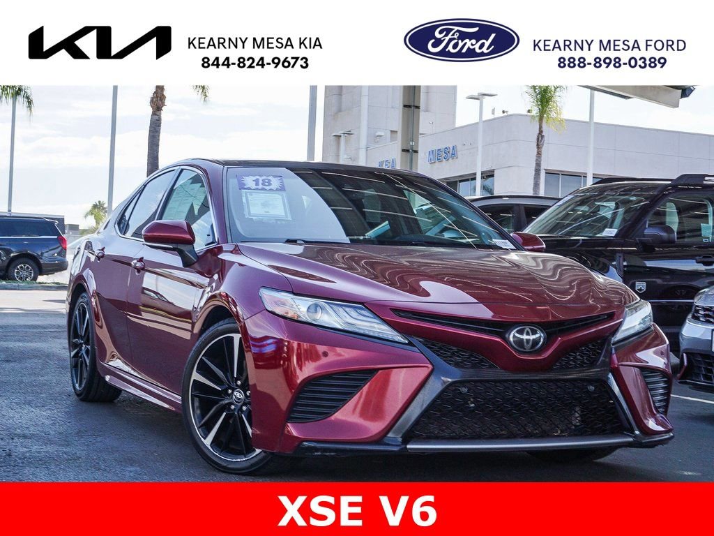 Used 2018 Toyota Camry XSE image 1