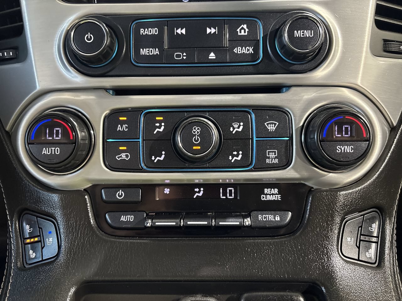 Used 2018 GMC Yukon SLT w/ Open Road Package RWD image 19