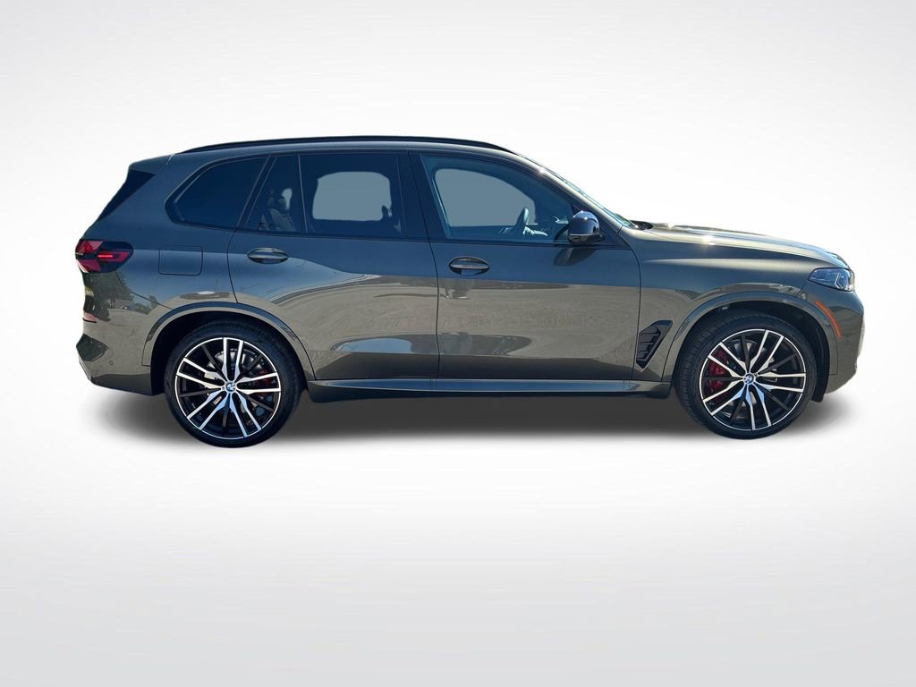 New 2026 BMW X5 M60i AWD/4WD image 2
