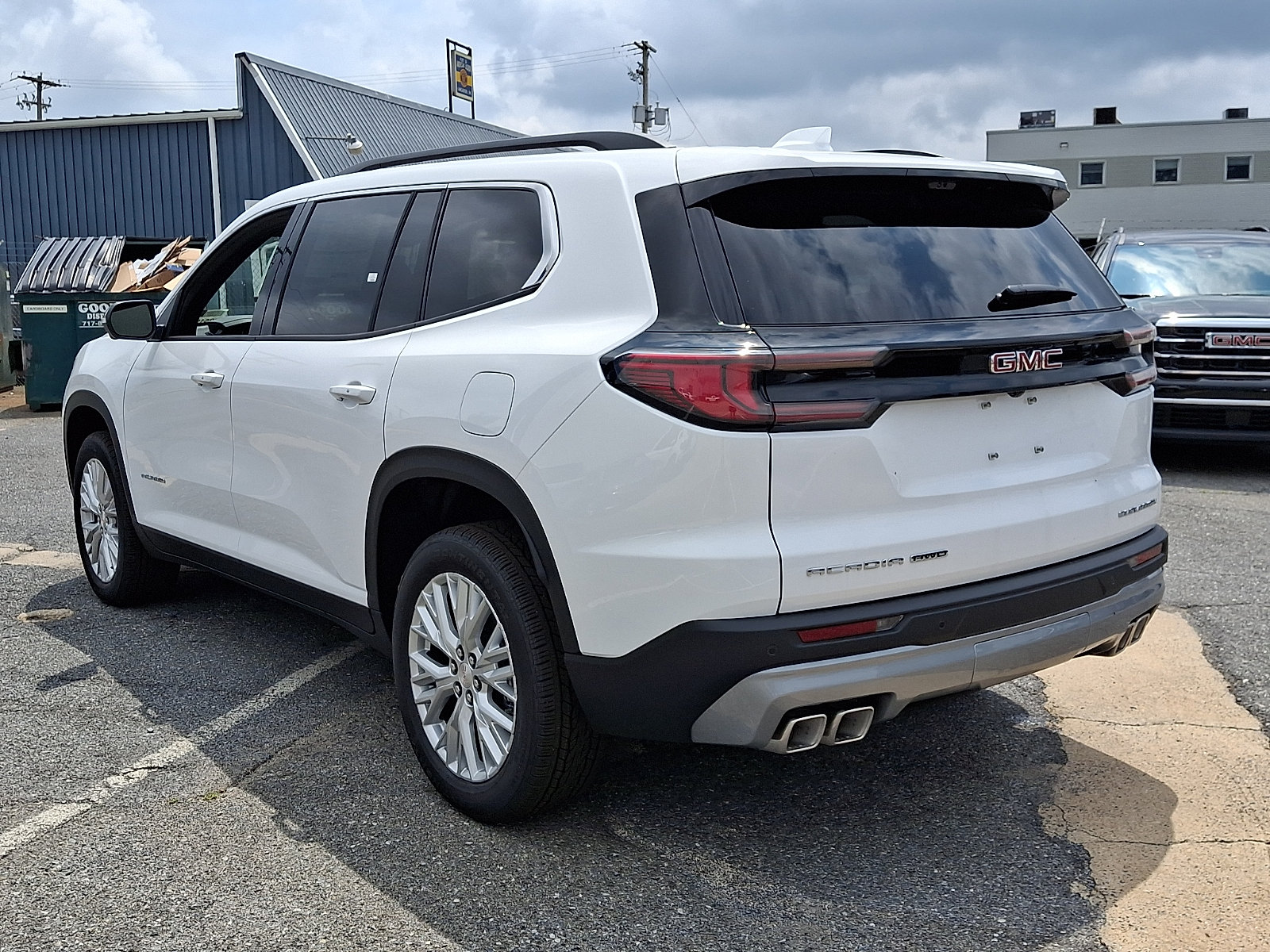 New 2026 GMC Acadia Elevation w/ Elevation Premium Package AWD/4WD image 3