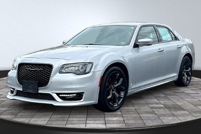 Used 2021 Chrysler 300 Touring L