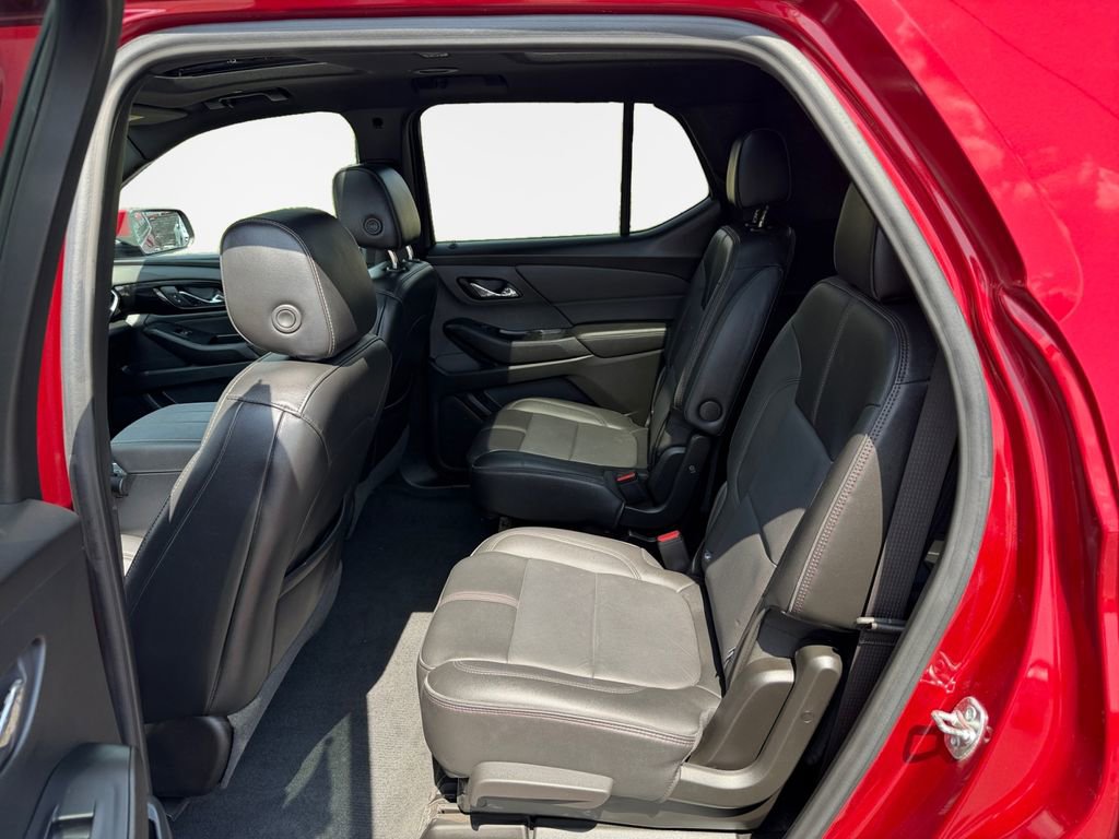 Used 2023 Chevrolet Traverse RS AWD/4WD image 24