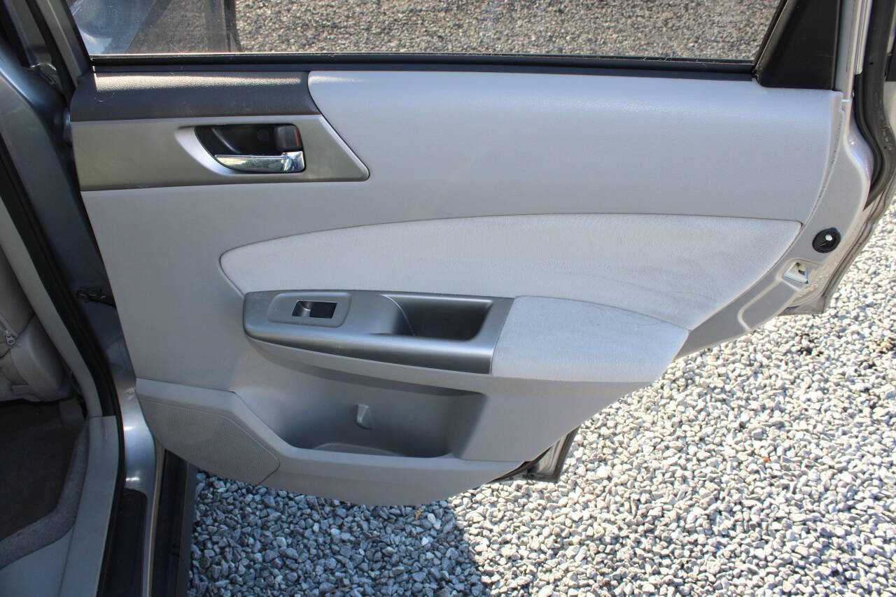 Used 2009 Subaru Forester 2.5X Limited image 22
