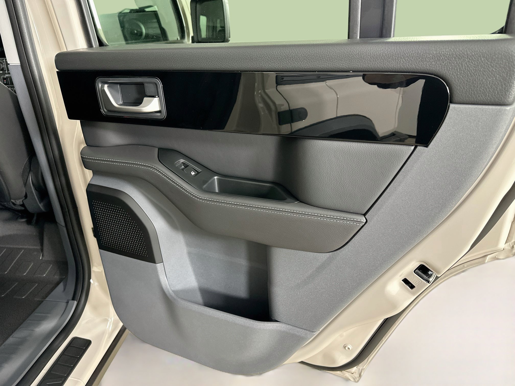 New 2026 INEOS Grenadier Station Wagon AWD/4WD image 44