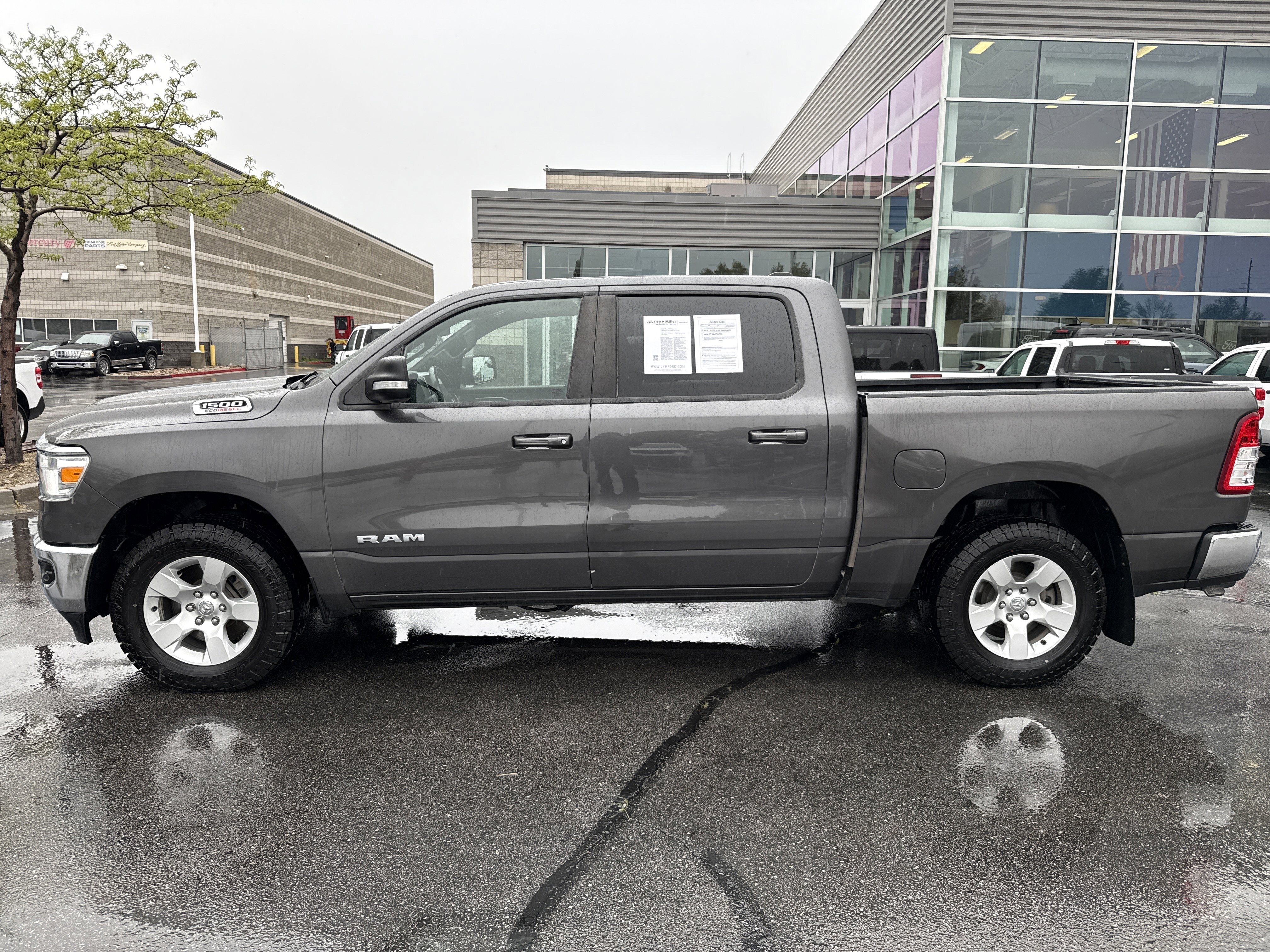 Used 2022 RAM 1500 Big Horn image 2