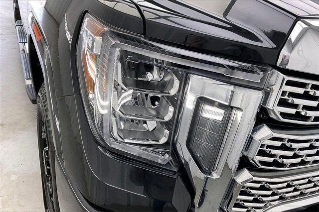 Certified 2020 GMC Sierra 3500 Denali w/ Denali Ultimate Package image 26