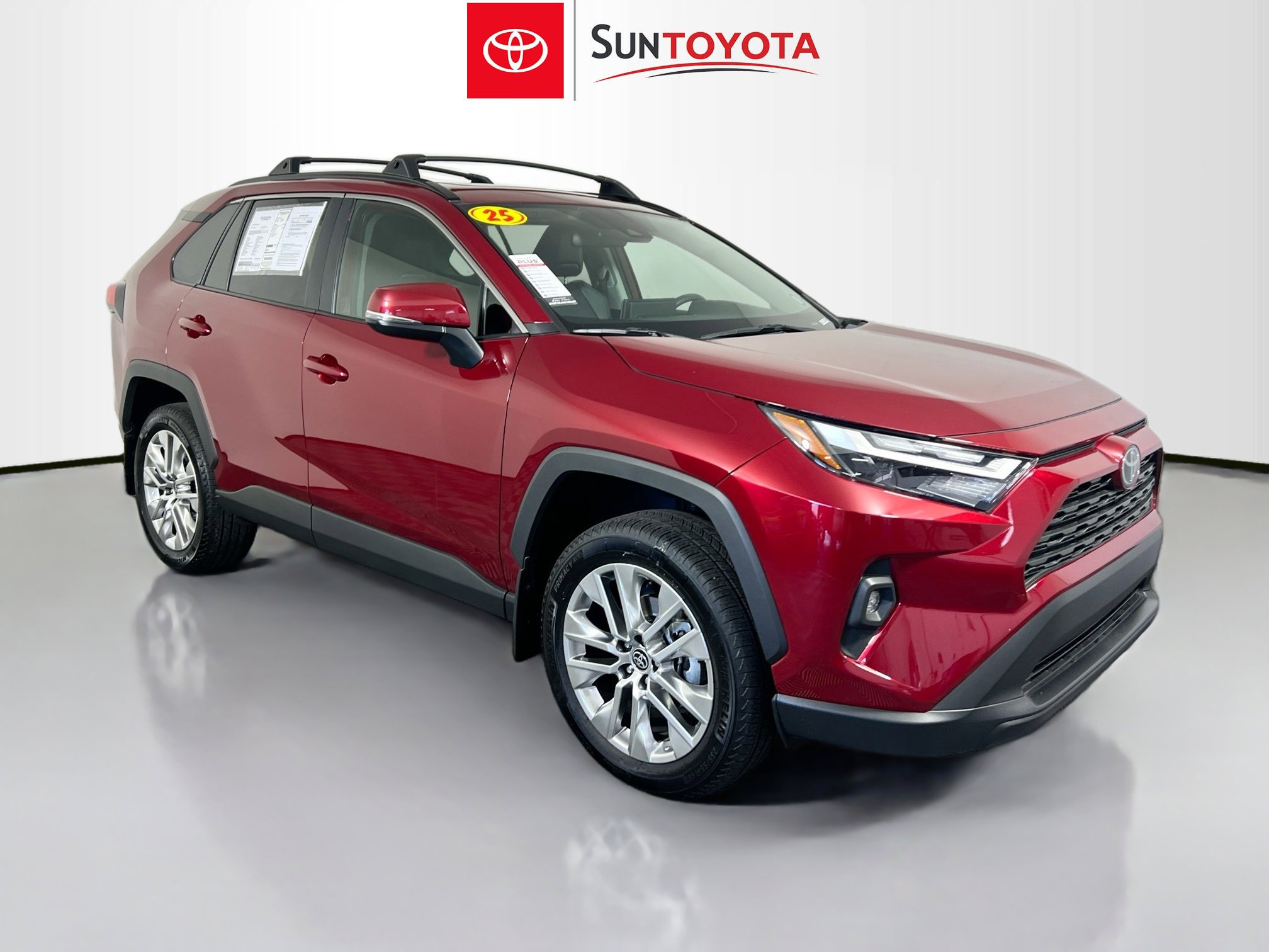 Used 2025 Toyota RAV4 XLE Premium image 1