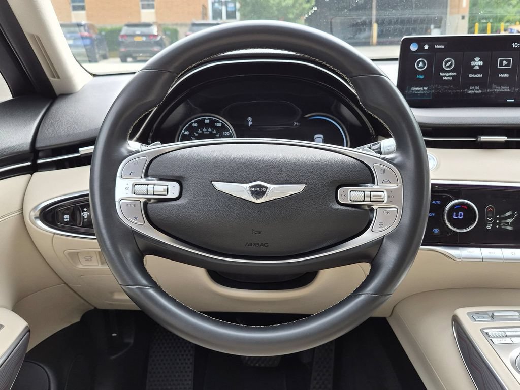 Used 2024 Genesis GV70 2.5T w/ Advanced Package AWD/4WD image 14